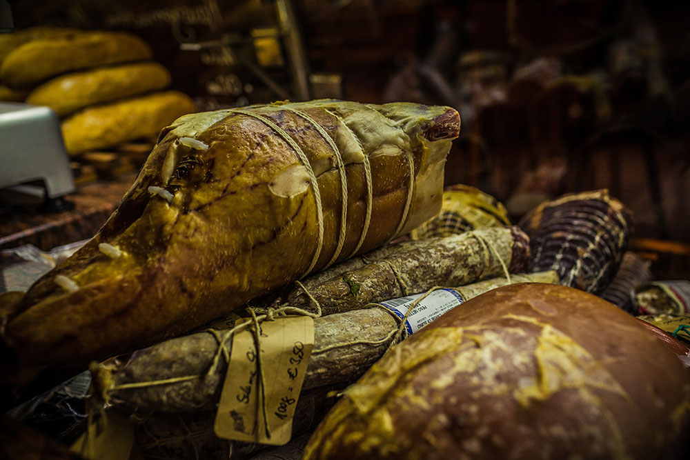 Spanische Tapas in Lübeck genießen Spanische Tapas Spezialitäten in einer Tapas Bar in Lübeck